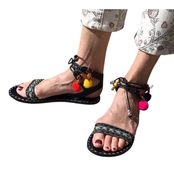 Steve Madden Black Leather Pom Pom Gladiator Sandals Women’s 7M - Picture 2 of 8